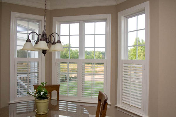Establishing Interior Wooden wooden shutters